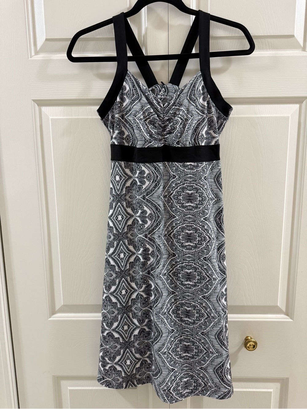 prAna Amaya Black White Paisley Athletic Dress Shelf Bra Small